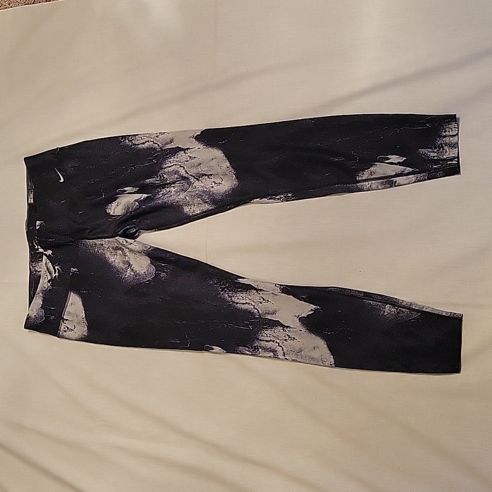 Nike Lehend 2.0 NWT Leggings women's sz XL